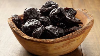 The healthy and delicious prunes